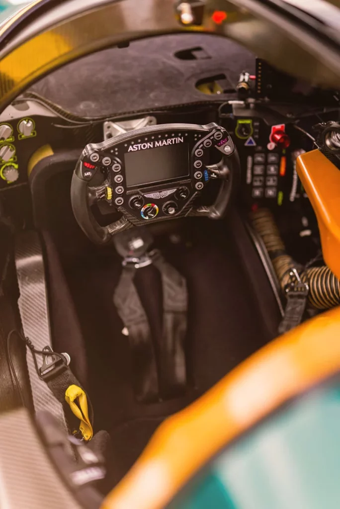 Aston Martin Valkyrie LM, solo para 10 'hyperprivilegiados' 19 Motor16 Aston Martin Valkyrie LM 13 Motor16