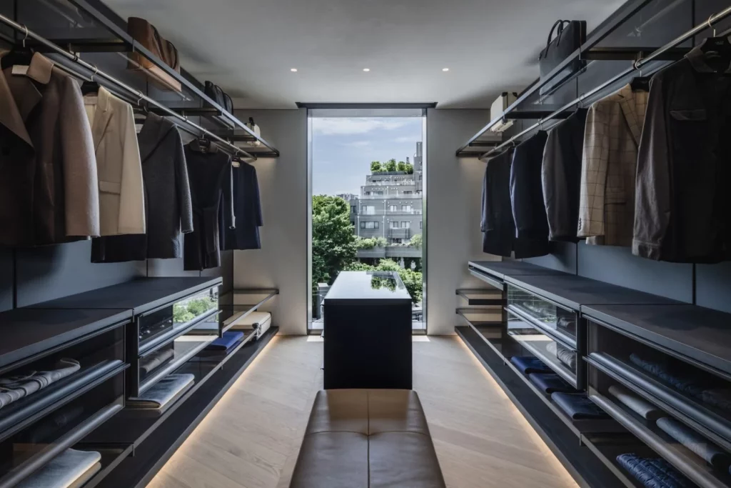 Así es el "casoplón" que Aston Martin ha construido en Tokio 4 Motor16 CASA Aston Martin N°001 Minami Aoyama JAPON6 Motor16