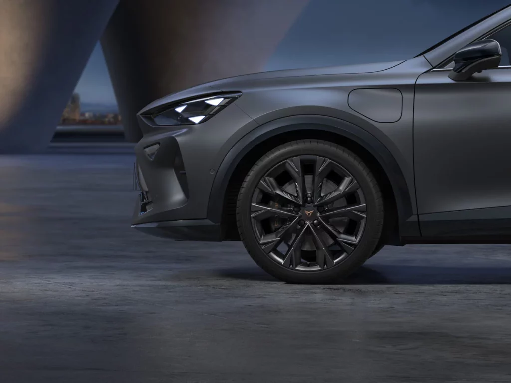 CUPRA se 'viste de negro': llegan los Black Edition 2 Motor16 CUPRA BLACK EDITION 2 Motor16