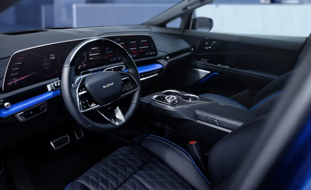 Cadillac OPTIQ-V 2026: SUV eléctrico con alma de dragster 2 Motor16 Cadillac Optiq V 2026