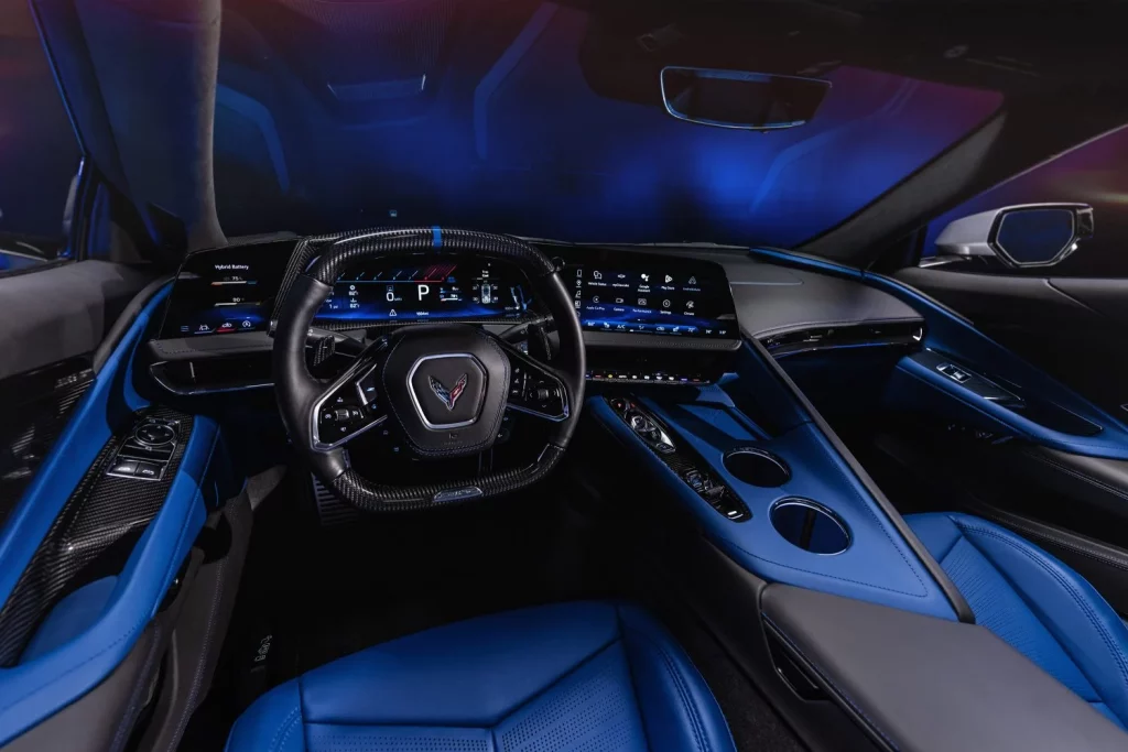 Corvette ZR1X: El demoledor combinado entre ZR1 y E-Ray 2 Motor16 2025 Corvette ZR1X. Imagen interior.