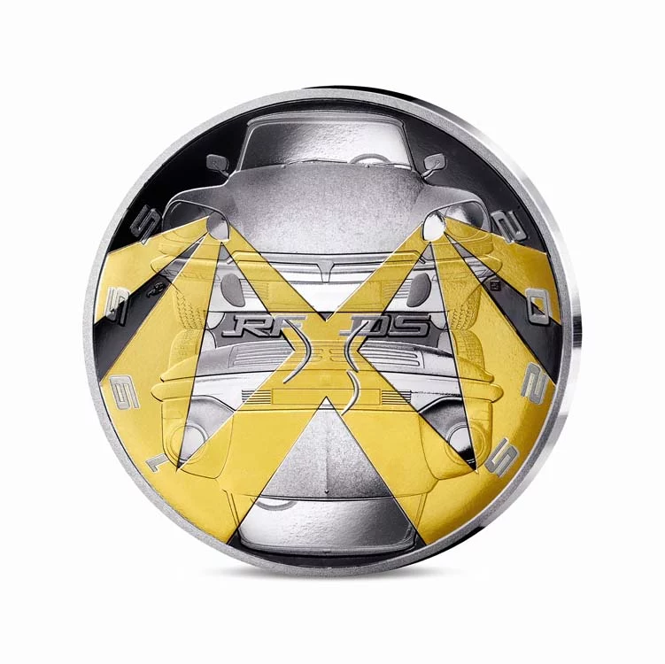 Un DS de 'oro y plata' para celebrar el 70 aniversario del 'Tiburón' 2 Motor16 DS celebra el 70 aniversario del 'Tiburón'