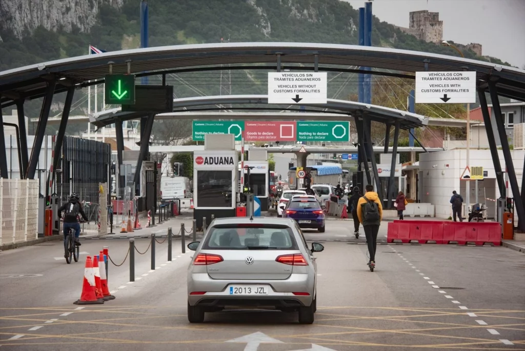 Ahora vas a poder estrenar coche sin tener que pagar IVA: el truco lo encuentras a 660 kilómetros de Madrid 1 Motor16 comprar coche gibraltar