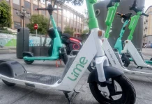 Trucar tu patinete eléctrico, circular sin seguro… Estas son las multas que te van a poner: y son como para arruinarte las vacaciones