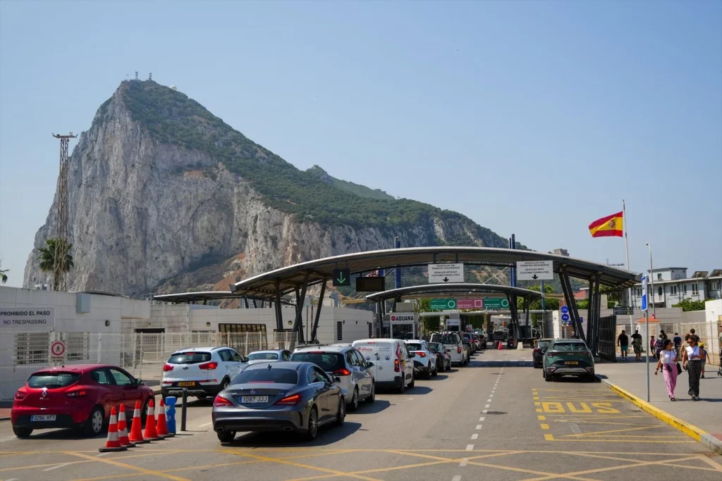 Ahora vas a poder estrenar coche sin tener que pagar IVA: el truco lo encuentras a 660 kilómetros de Madrid 2 Motor16 comprar coche gibraltar