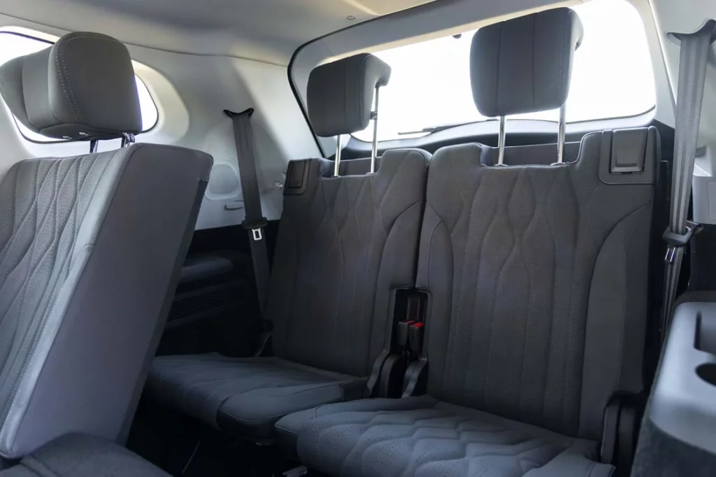 Prueba del Ebro s800 Luxury, un SUV hispano-chino con 7 plazas... y mucho más 3 Motor16 Fotos tercera fila Ebro s800