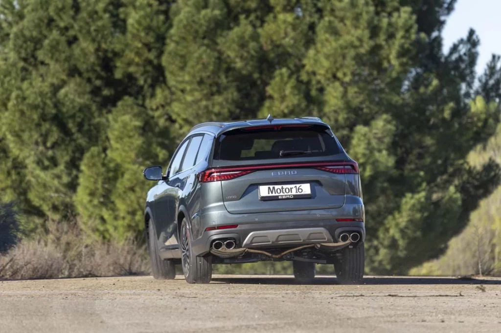 Prueba del Ebro s800 Luxury, un SUV hispano-chino con 7 plazas... y mucho más 5 Motor16 Ebro s800