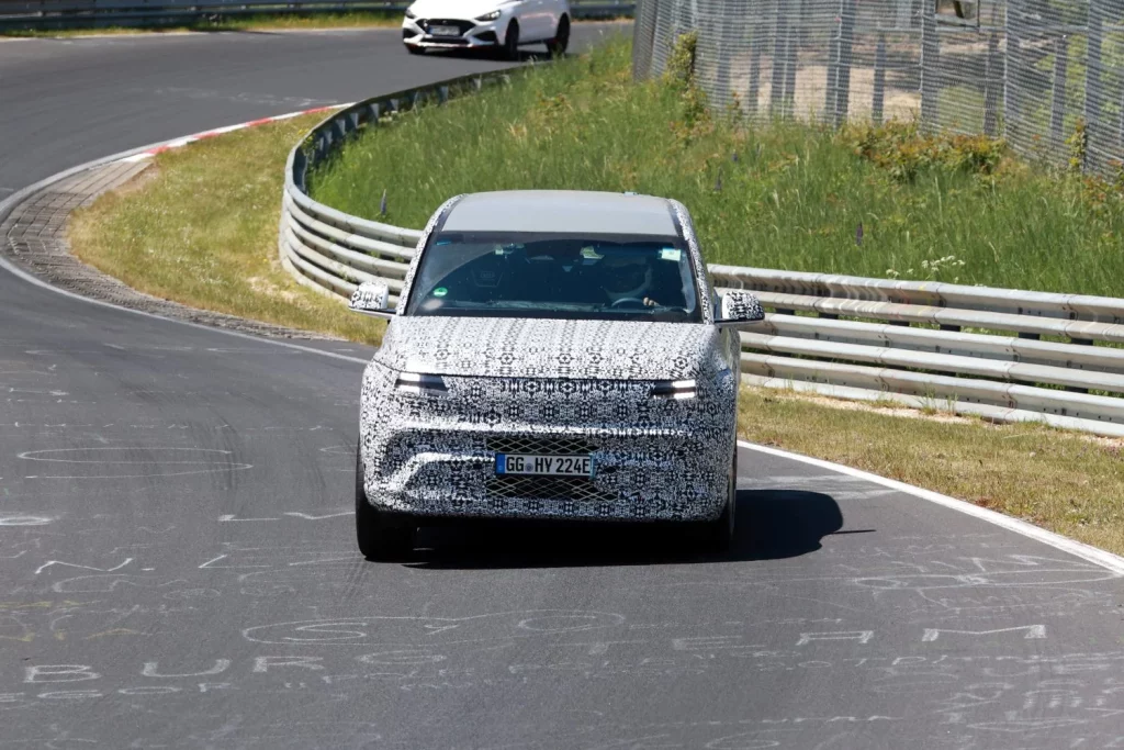 Doble ración del GV90, el SUV más grande de Genesis 13 Motor16 Genesis GV90 Nurburgring 1 Motor16