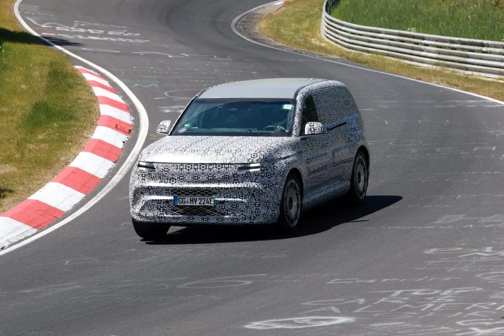 Doble ración del GV90, el SUV más grande de Genesis 16 Motor16 Genesis GV90 Nurburgring 4 Motor16