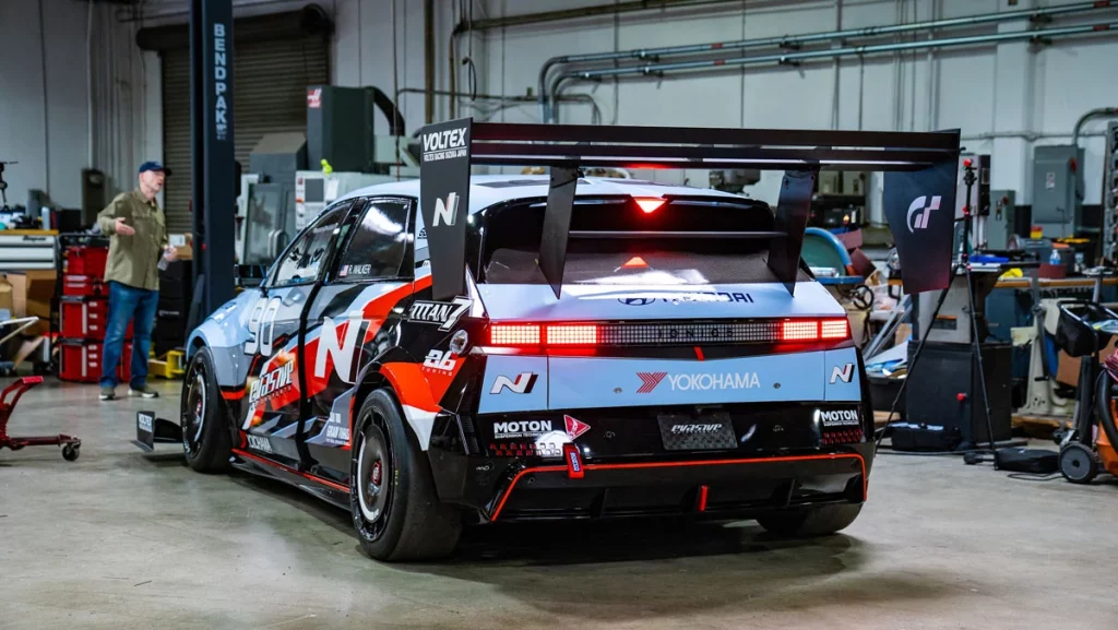 HYUNDAI IONIQ 5 N PIKES PEAK 3 Motor16
