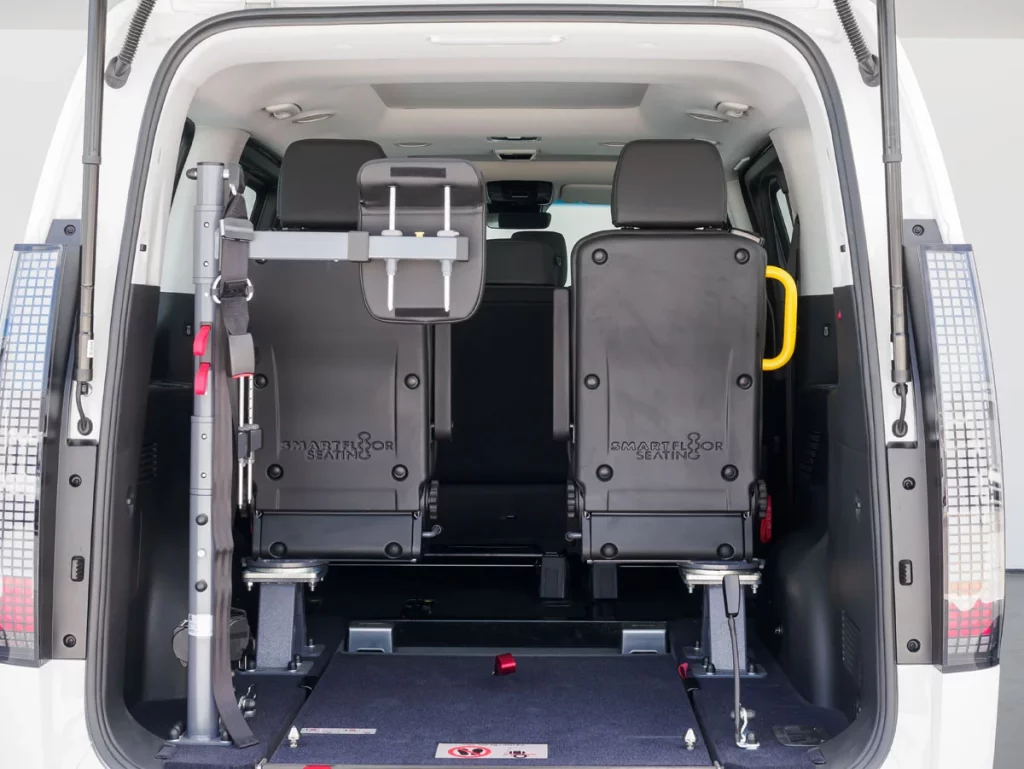 Hyundai presenta el Staria HEV Adaptado: garantía de movilidad para todos 23 Motor16 HYUNDAI STARIA HEV ADAPTADO 18 Motor16
