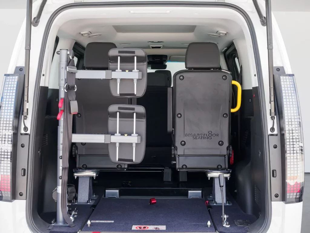 Hyundai presenta el Staria HEV Adaptado: garantía de movilidad para todos 24 Motor16 HYUNDAI STARIA HEV ADAPTADO 19 Motor16