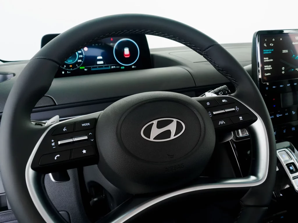Hyundai presenta el Staria HEV Adaptado: garantía de movilidad para todos 37 Motor16 HYUNDAI STARIA HEV ADAPTADO 32 Motor16