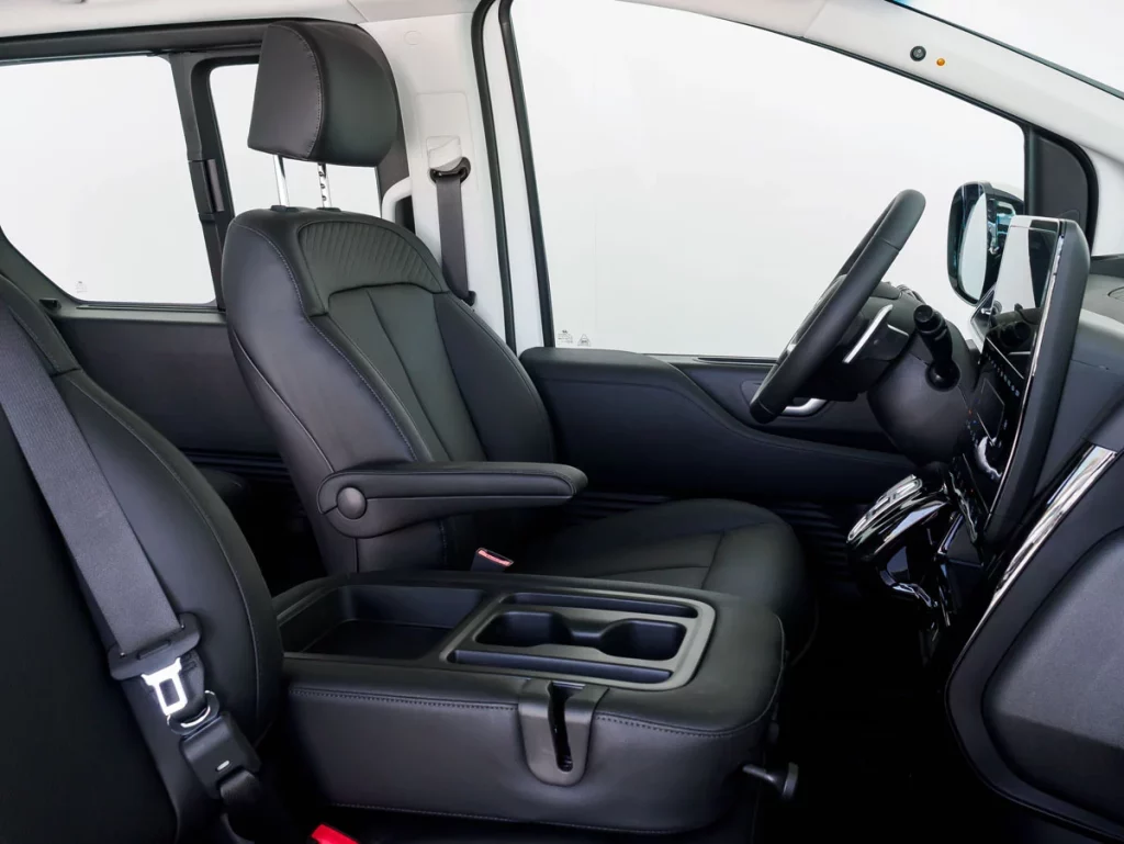 Hyundai presenta el Staria HEV Adaptado: garantía de movilidad para todos 45 Motor16 HYUNDAI STARIA HEV ADAPTADO 40 Motor16