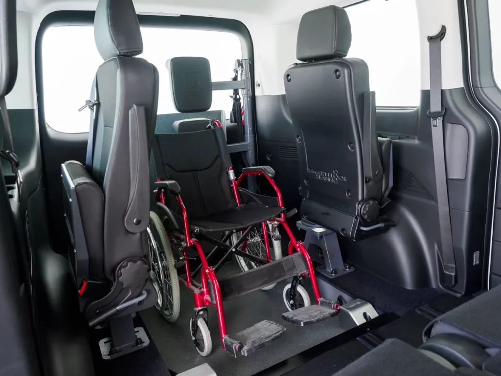Hyundai presenta el Staria HEV Adaptado: garantía de movilidad para todos 49 Motor16 HYUNDAI STARIA HEV ADAPTADO 44 Motor16