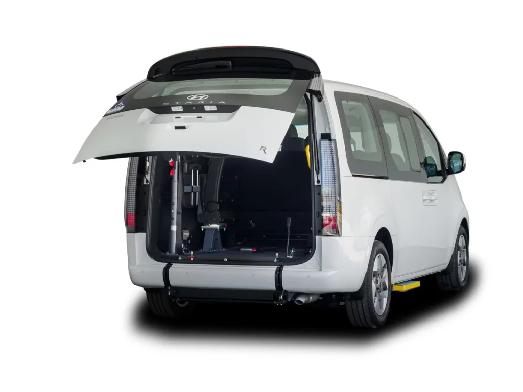 Hyundai presenta el Staria HEV Adaptado: garantía de movilidad para todos 14 Motor16 HYUNDAI STARIA HEV ADAPTADO 9 Motor16