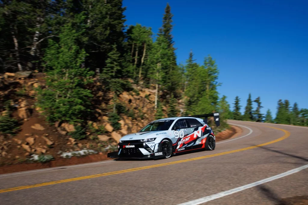Hyundai triunfa en Pikes Peak 2025 y completa un fin de semana redondo en el IMSA 11 Motor16 Hyundai Pikes Peak 2025 11 Motor16