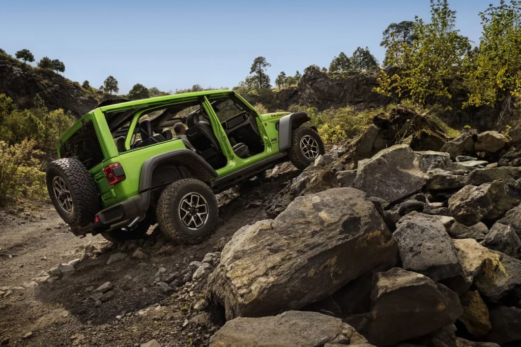 El Jeep Wrangler se cuela en el universo Jurassic Park 2 Motor16 JEEP WRANGLER JURASSC PARK2 Motor16