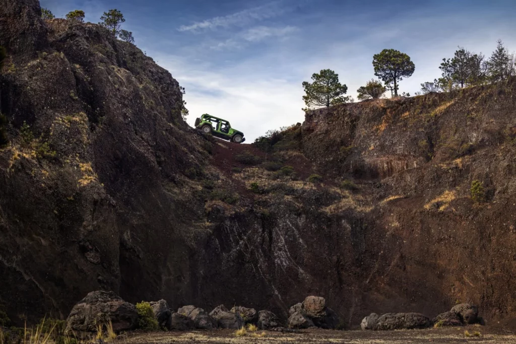 El Jeep Wrangler se cuela en el universo Jurassic Park 3 Motor16 JEEP WRANGLER JURASSC PARK3 Motor16