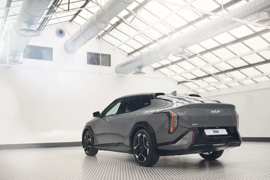 KIA EV4 FASTBACK 8 Motor16