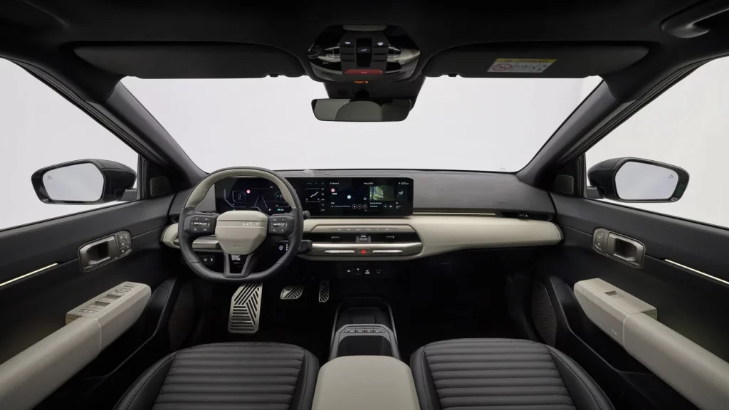 10 claves que convertirán al Kia EV4 en una referencia en su segmento 3 Motor16 2025 Kia EV4. 10 Claves. Imagen interior.