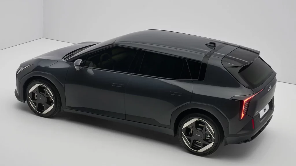 KIA EV4 HATCHBACK 4 Motor16