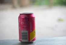 Coca-Cola, Red Bull, Pepsi… El nuevo ‘arma’ que usan los ladrones para robarte el coche en menos de un minuto
