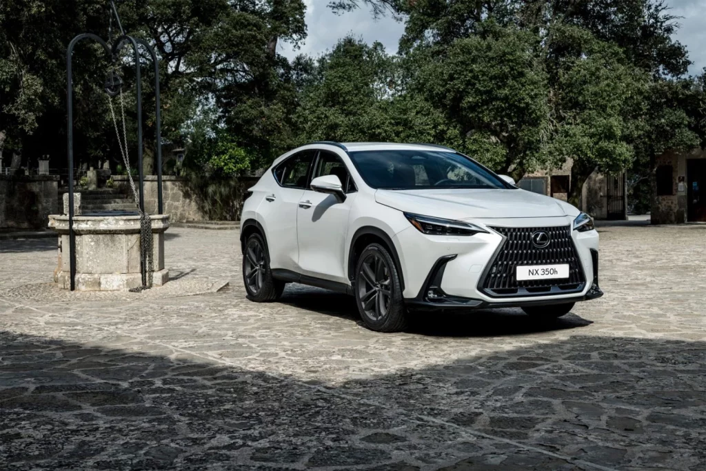 Los coches de Lexus, protegidos contra el robo gracias a LoJack 2 Motor16 Lexus NX 350h.
