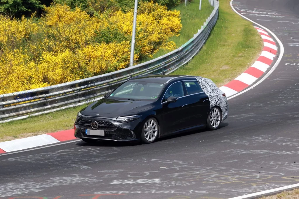 El Mercedes CLA Shooting Brake 2026 visita Nürburgring 7 Motor16 Mercedes CLA Shooting Brake 2026 5 Motor16
