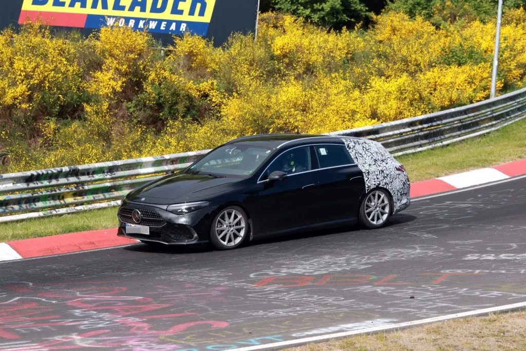 El Mercedes CLA Shooting Brake 2026 visita Nürburgring 8 Motor16 Mercedes CLA Shooting Brake 2026 6 Motor16