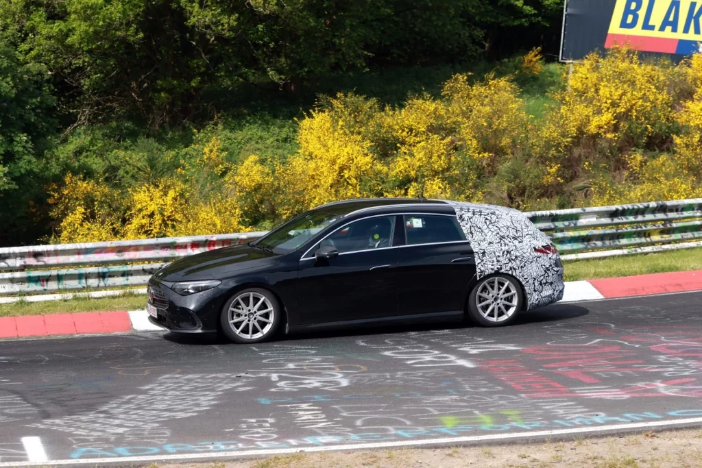 El Mercedes CLA Shooting Brake 2026 visita Nürburgring 9 Motor16 Mercedes CLA Shooting Brake 2026 7 Motor16