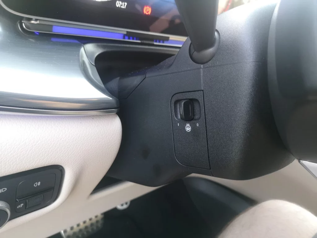 Prueba del Mercedes V 300 d Exclusive Largo: El coche que no querrás conducir 24 Motor16 Mercedes V 300 d Exclusive Largo 10 Motor16
