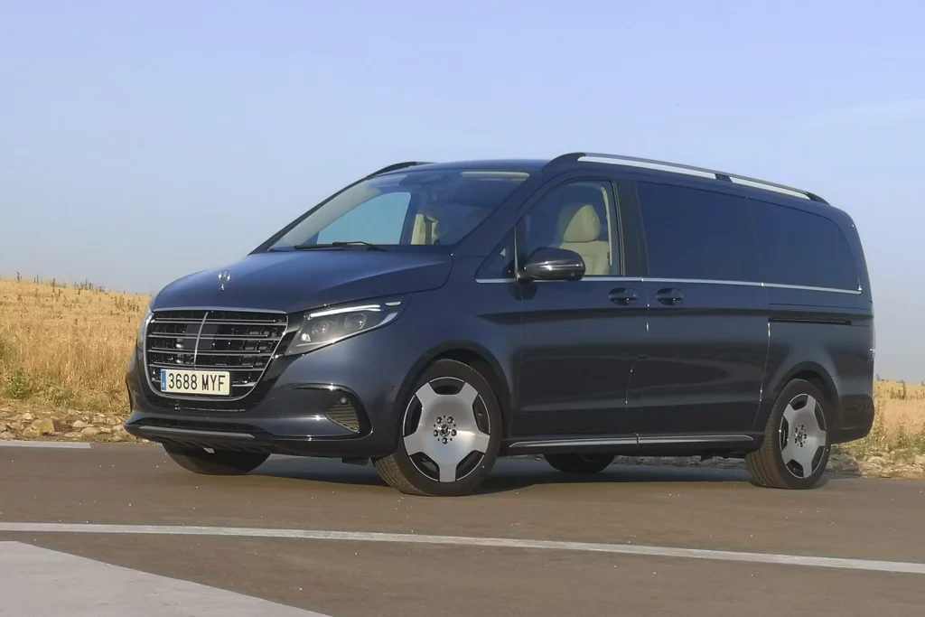 Prueba del Mercedes V 300 d Exclusive Largo: El coche que no querrás conducir 4 Motor16 Mercedes V 300 d Exclusive Largo 14 Motor16