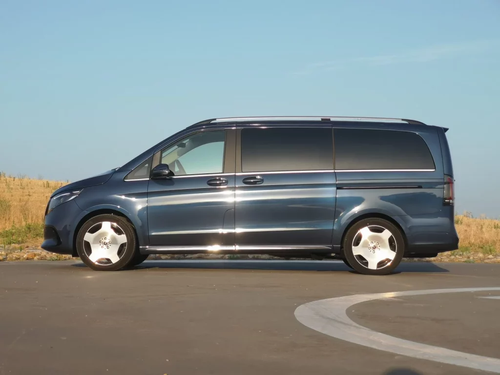 Prueba del Mercedes V 300 d Exclusive Largo: El coche que no querrás conducir 3 Motor16 Mercedes V 300 d Exclusive Largo prueba