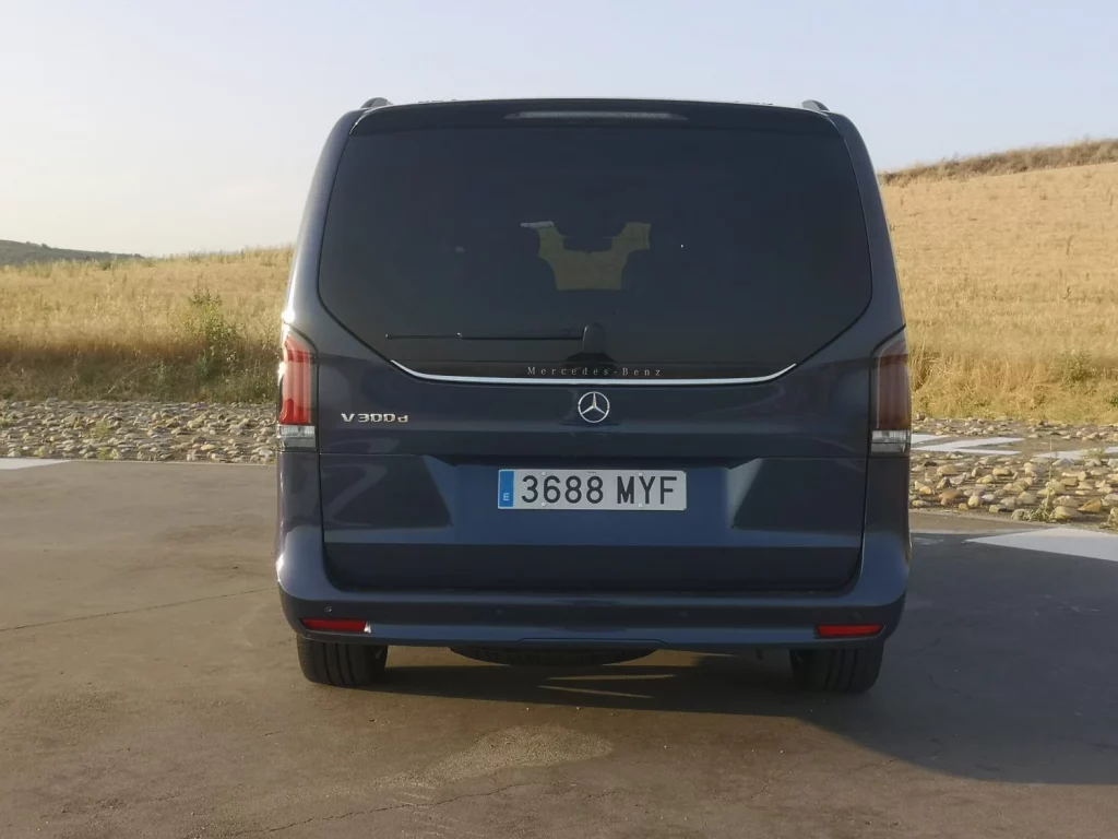 Prueba del Mercedes V 300 d Exclusive Largo: El coche que no querrás conducir 9 Motor16 Mercedes V 300 d Exclusive Largo 21 Motor16