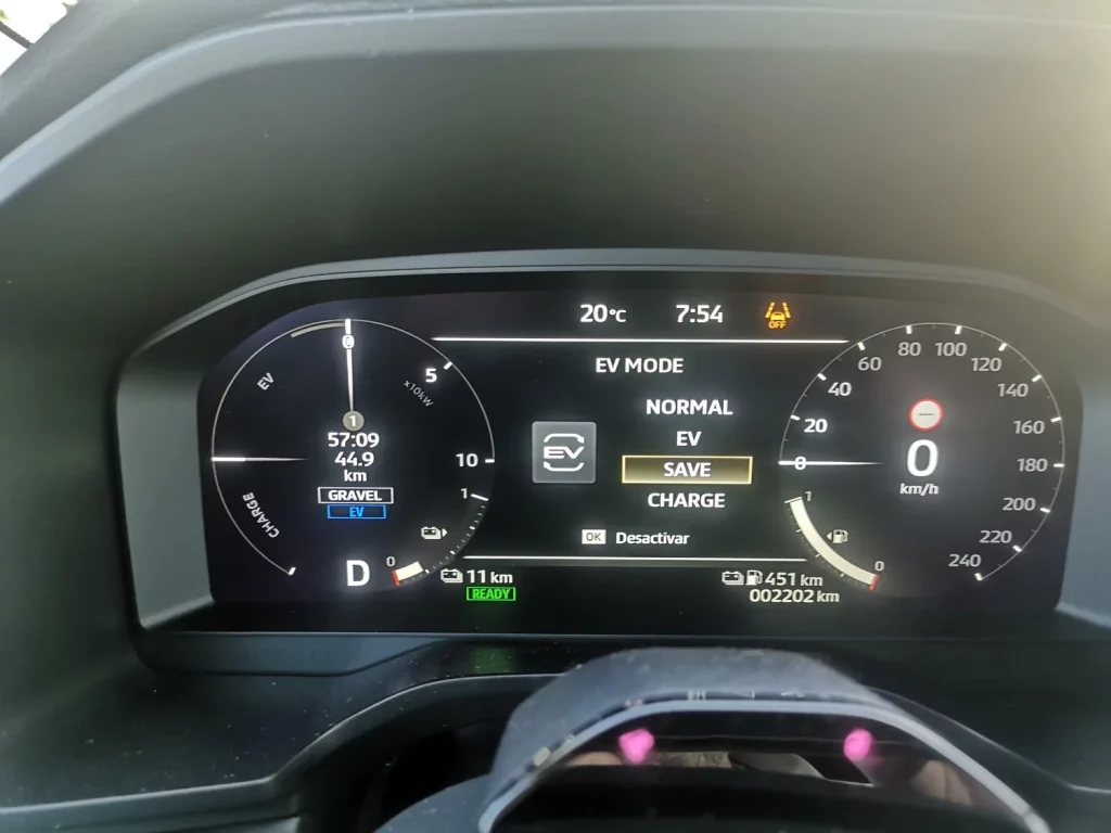 Probamos el Mitsubishi Outlander PHEV Kaiteki: Fiel a la tradición 15 Motor16 Mitsubishi Outlander PHEV Kaiteki 17 Motor16