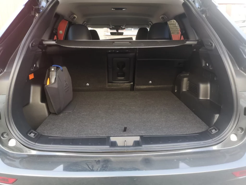 Probamos el Mitsubishi Outlander PHEV Kaiteki: Fiel a la tradición 22 Motor16 Mitsubishi Outlander PHEV Kaiteki 26 Motor16
