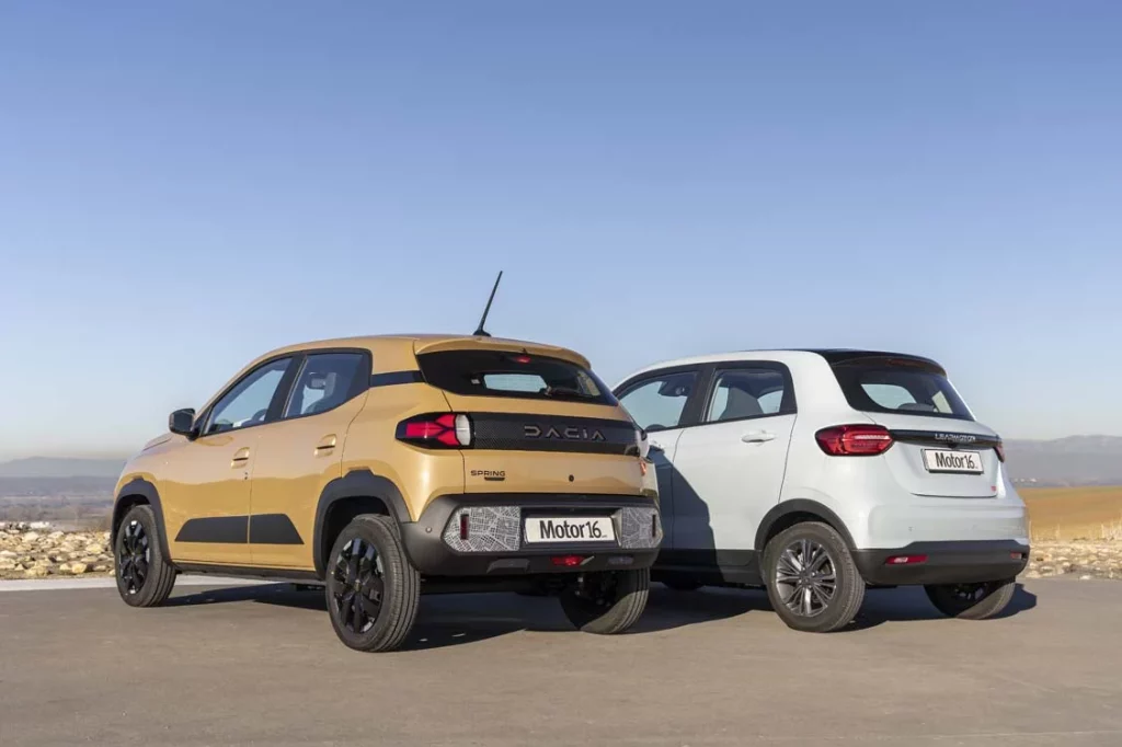 Comparativa Dacia Spring Extreme Electric 65 frente a Leapmotor T03 Design: no te compliques la vida 1 Motor16 Dacia Spring y Leapmotor T03