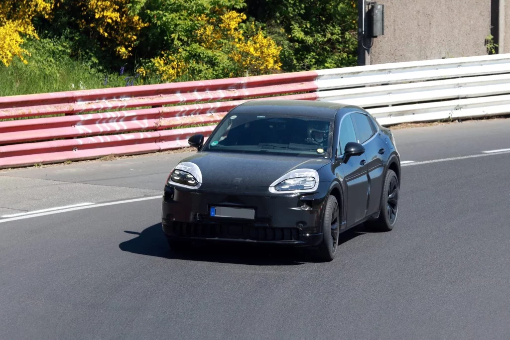Así será el futuro, a medio y largo plazo, el Porsche Cayenne 23 Motor16 Porsche Cayenne Coupe EV 1 Motor16