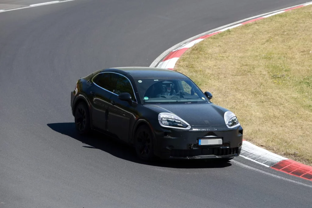 Así será el futuro, a medio y largo plazo, el Porsche Cayenne 25 Motor16 Porsche Cayenne Coupe EV 5 Motor16
