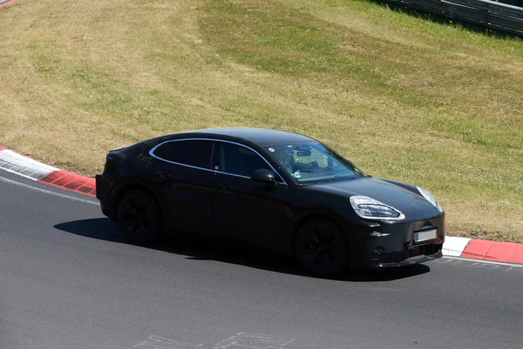 Así será el futuro, a medio y largo plazo, el Porsche Cayenne 27 Motor16 Porsche Cayenne Coupe EV 7 Motor16