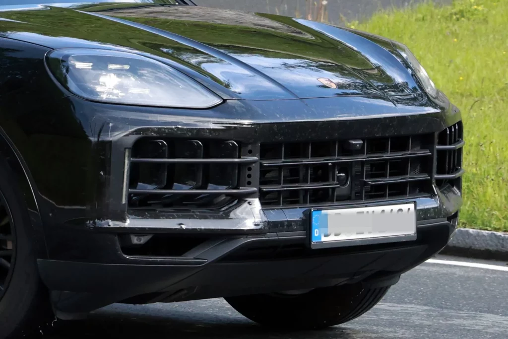 Así será el futuro, a medio y largo plazo, el Porsche Cayenne 13 Motor16 Porsche Cayenne FL 12 Motor16