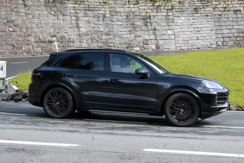 Así será el futuro, a medio y largo plazo, el Porsche Cayenne 14 Motor16 Porsche Cayenne FL 13 Motor16