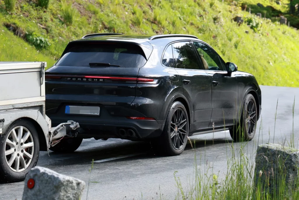 Así será el futuro, a medio y largo plazo, el Porsche Cayenne 18 Motor16 Porsche Cayenne FL 18 Motor16