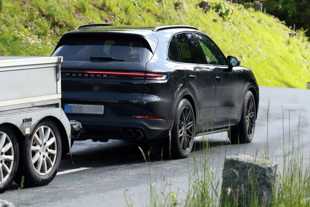 Así será el futuro, a medio y largo plazo, el Porsche Cayenne 19 Motor16 Porsche Cayenne FL 19 Motor16