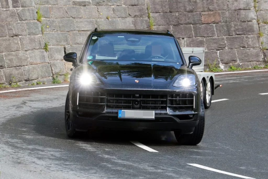 Así será el futuro, a medio y largo plazo, el Porsche Cayenne 7 Motor16 Porsche Cayenne FL 5 Motor16