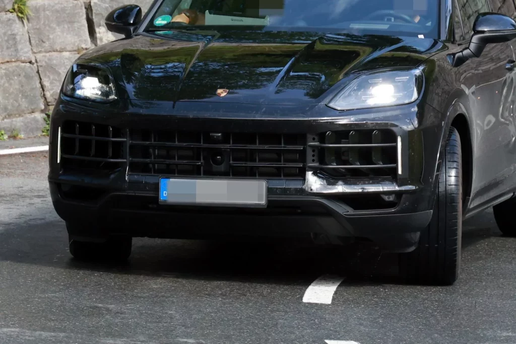 Así será el futuro, a medio y largo plazo, el Porsche Cayenne 8 Motor16 Porsche Cayenne FL 6 Motor16