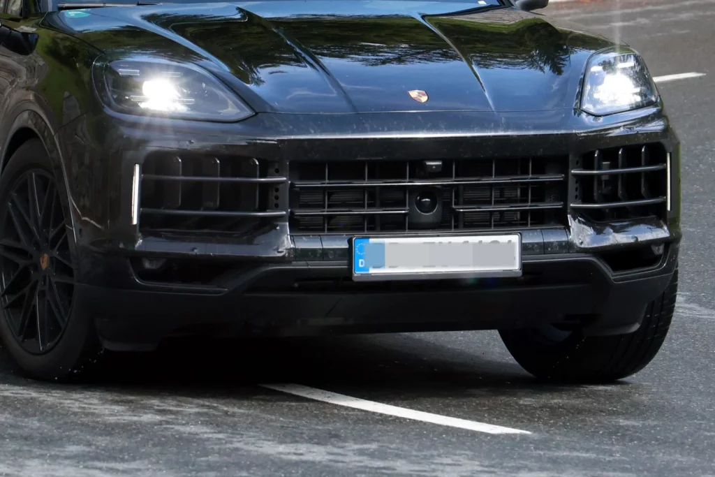 Así será el futuro, a medio y largo plazo, el Porsche Cayenne 10 Motor16 Porsche Cayenne FL 9 Motor16