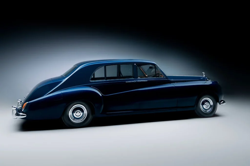 El 'regalo' de Lunaz por el centenario del Rolls-Royce Phantom 14 Motor16 ROLLS ROYCE PHANTOM V LUNAZ 10 Motor16