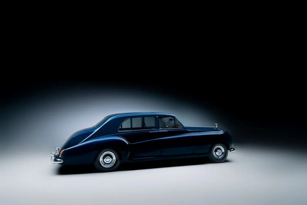 El 'regalo' de Lunaz por el centenario del Rolls-Royce Phantom 13 Motor16 ROLLS ROYCE PHANTOM V LUNAZ 9 Motor16